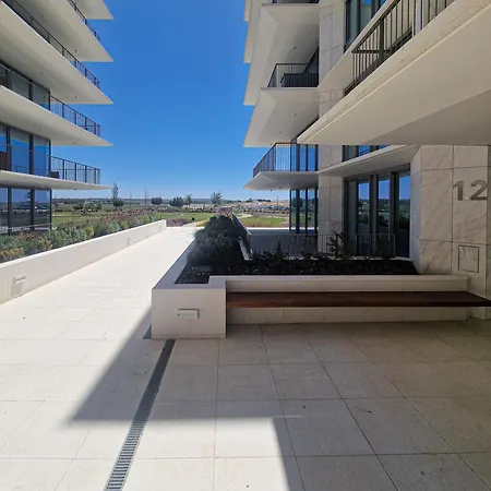 Bayline Cond - Sea View - - Pool - Gym - Truta By Bedzy Apartmán