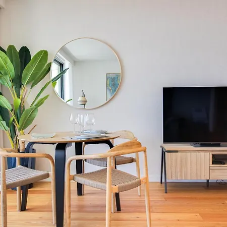 Apartmán Bayline Cond - Sea View - - Pool - Gym - Truta By Bedzy Armação de Pêra