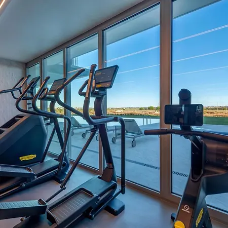 Bayline Cond - Sea View - - Pool - Gym - Truta By Bedzy Armacao de Pera