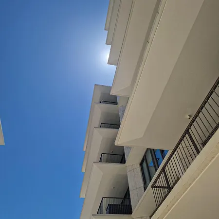 Bayline Cond - Sea View - - Pool - Gym - Truta By Bedzy Armacao de Pera