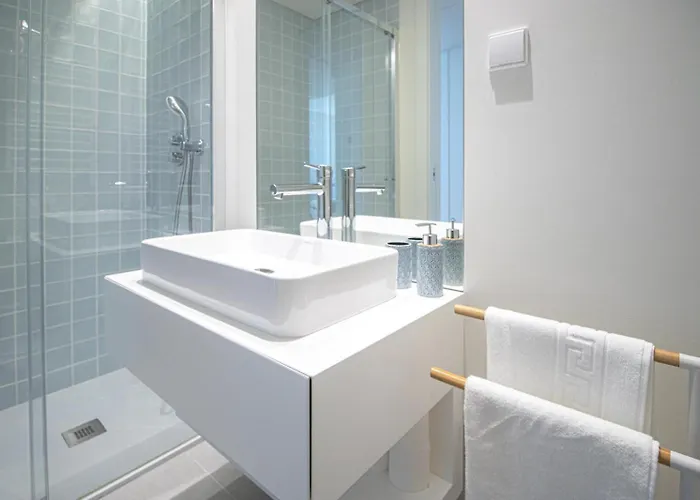 아파트 Bayline Cond - Sea View - - Pool - Gym - Truta By Bedzy